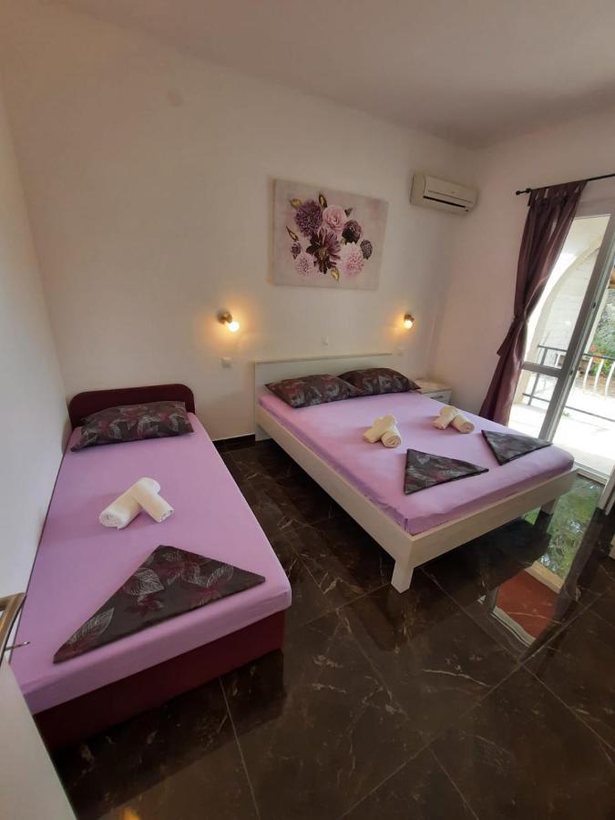 Apartments Pitarevic Saplunara Extérieur photo