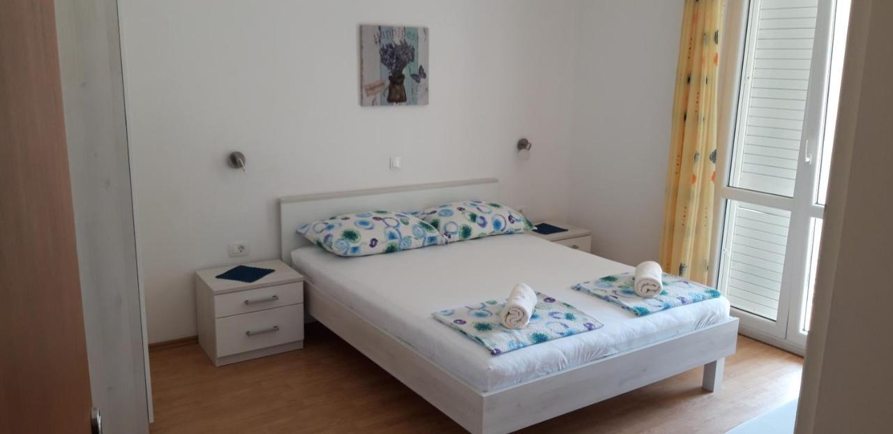 Apartments Pitarevic Saplunara Extérieur photo